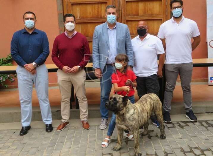 Momento de la presentación del certamen de presa canario/TA.